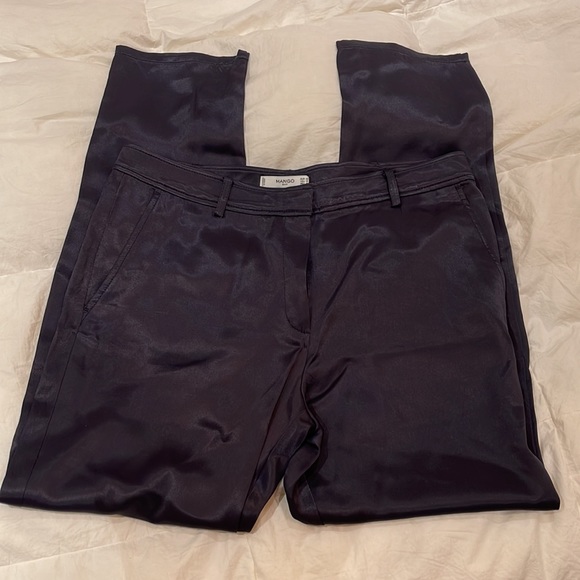 Satin looking trousers - Picture 3 of 4